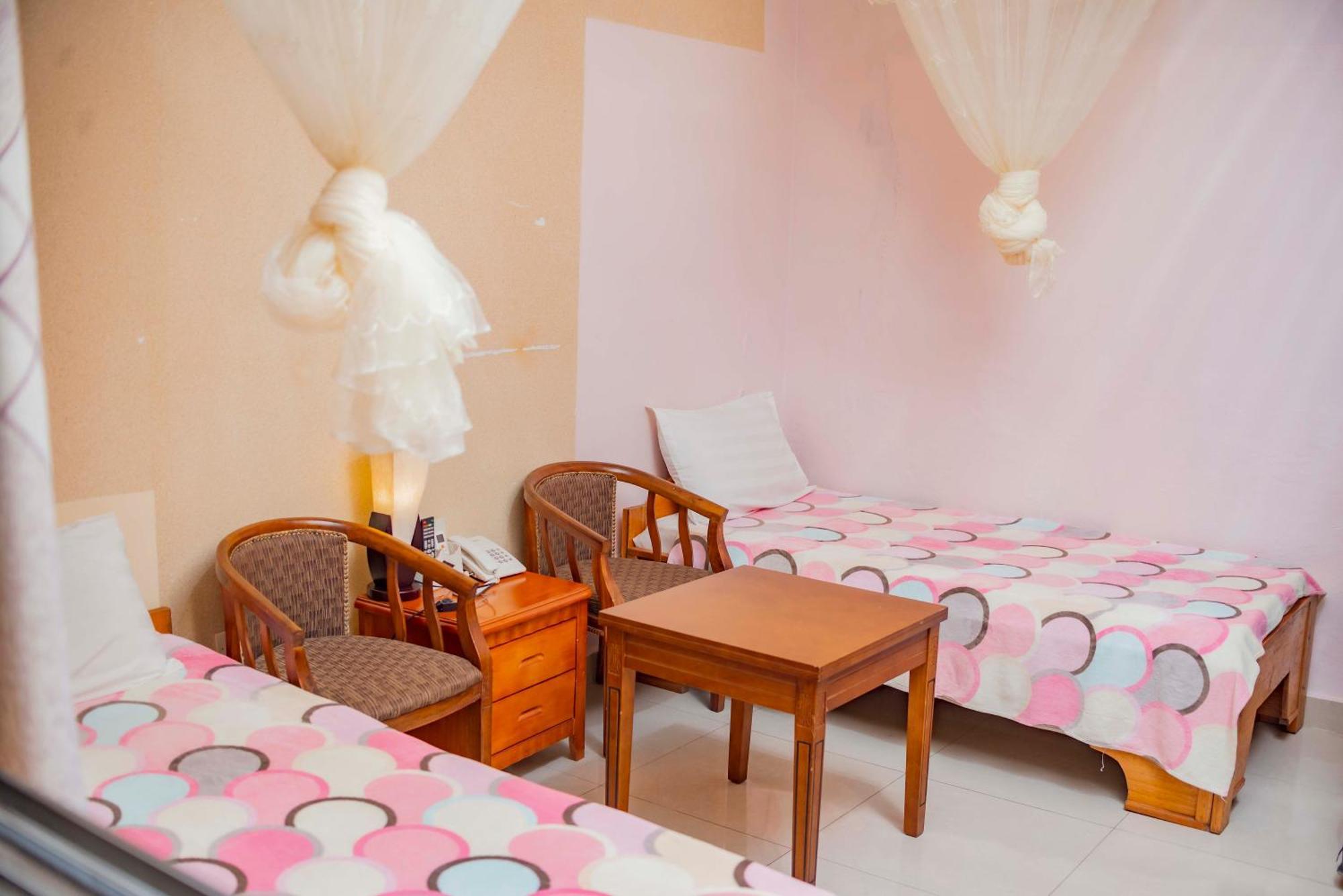 Tigers'S Apartment Hotel Bujumbura Eksteriør bilde