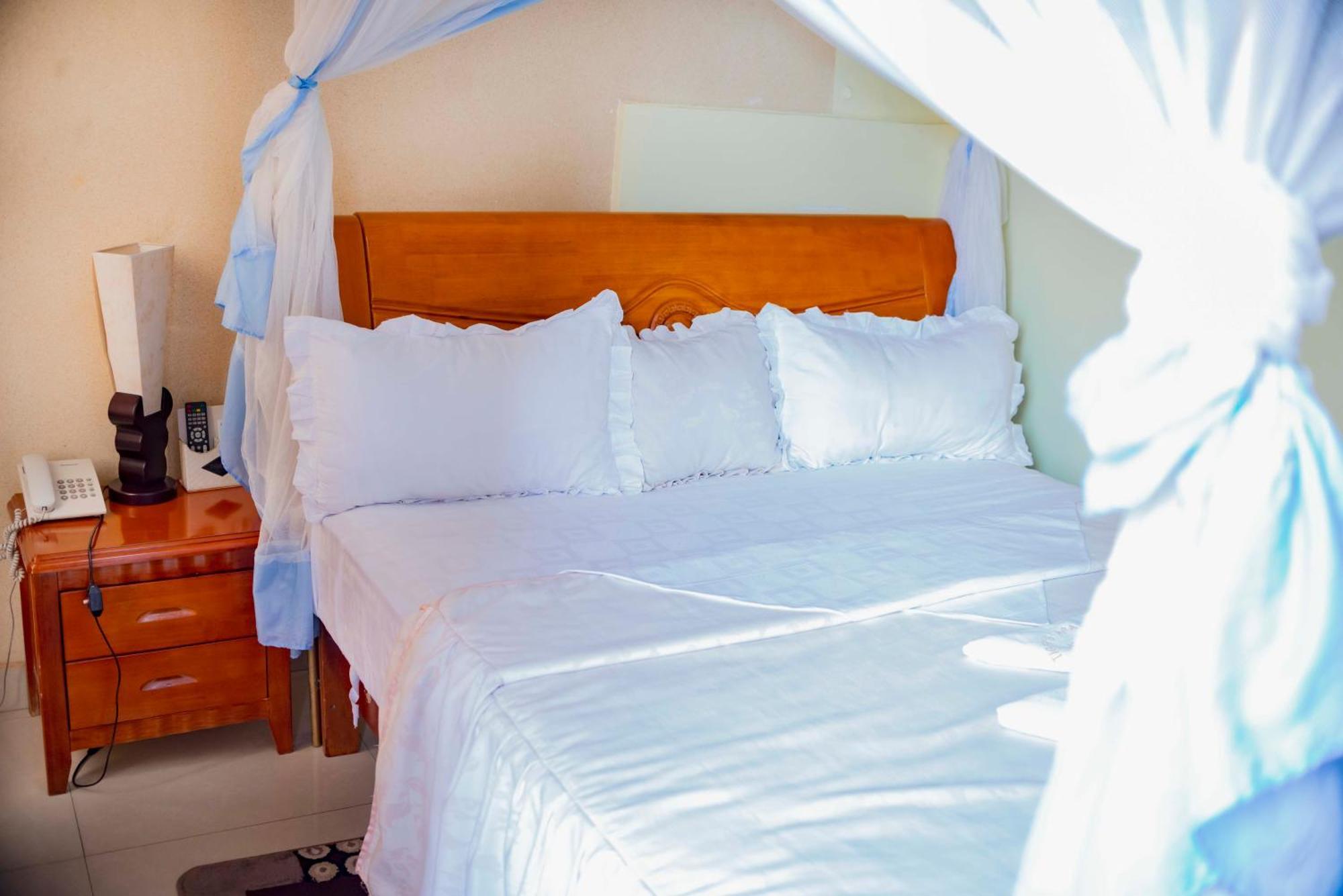 Tigers'S Apartment Hotel Bujumbura Eksteriør bilde