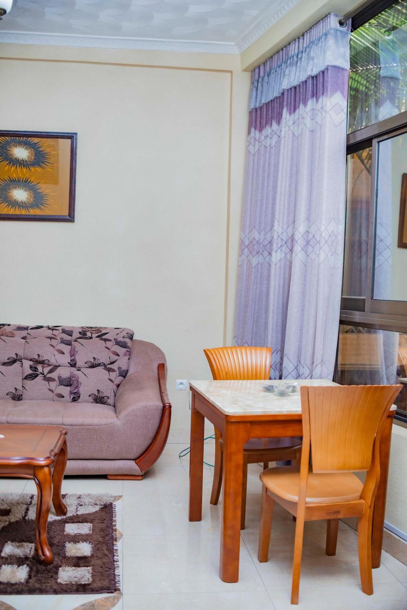 Tigers'S Apartment Hotel Bujumbura Eksteriør bilde