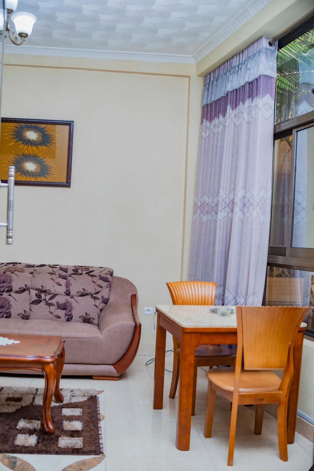 Tigers'S Apartment Hotel Bujumbura Eksteriør bilde