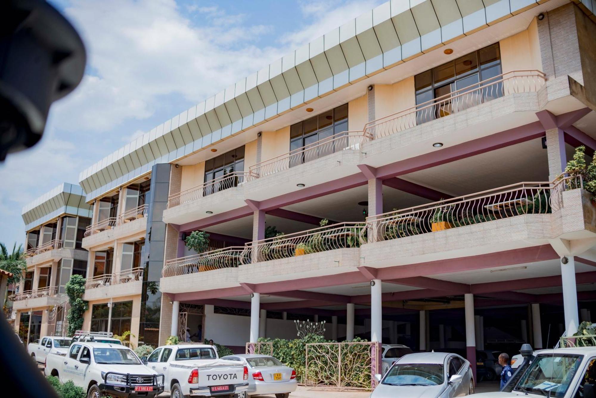Tigers'S Apartment Hotel Bujumbura Eksteriør bilde